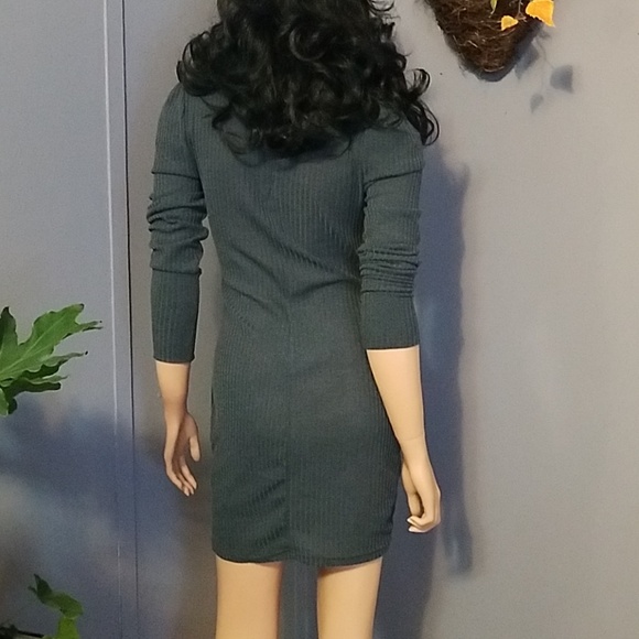 Sweater Dress FINAL PRICE CLEARANCE - Picture 7 of 8